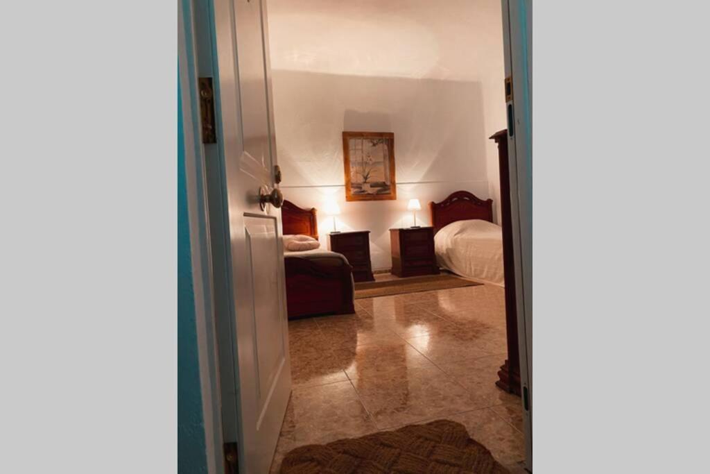 Large 90M2 Canary Apartment, Nice View, Location ! Puerto de Santiago  Zewnętrze zdjęcie